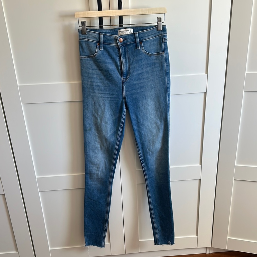 Abercrombie & Fitch high rise jegging